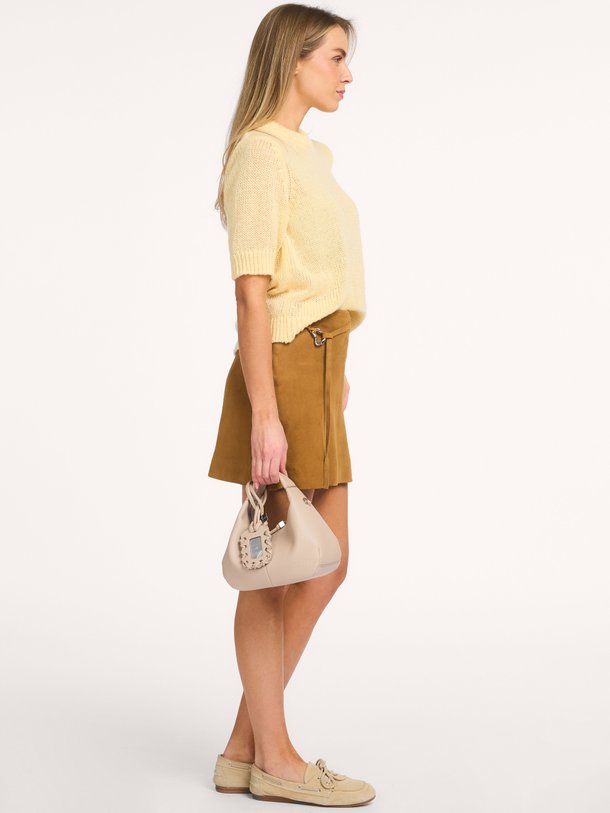 Ontdek de Axelle lederen rok van Modstrom in de kleur Camel bij Orangebag. Op werkdagen voor 21:45 besteld, morgen in huis.