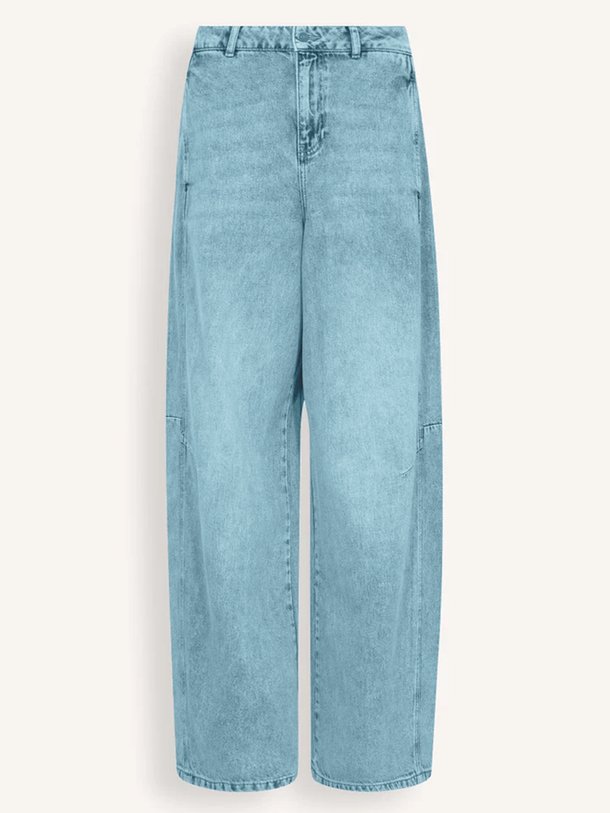 Ontdek de Pancy mid waist barrel fit jeans van Co'Couture in de kleur Blauw bij Orangebag. Op werkdagen voor 21:45 besteld, morgen in huis.
