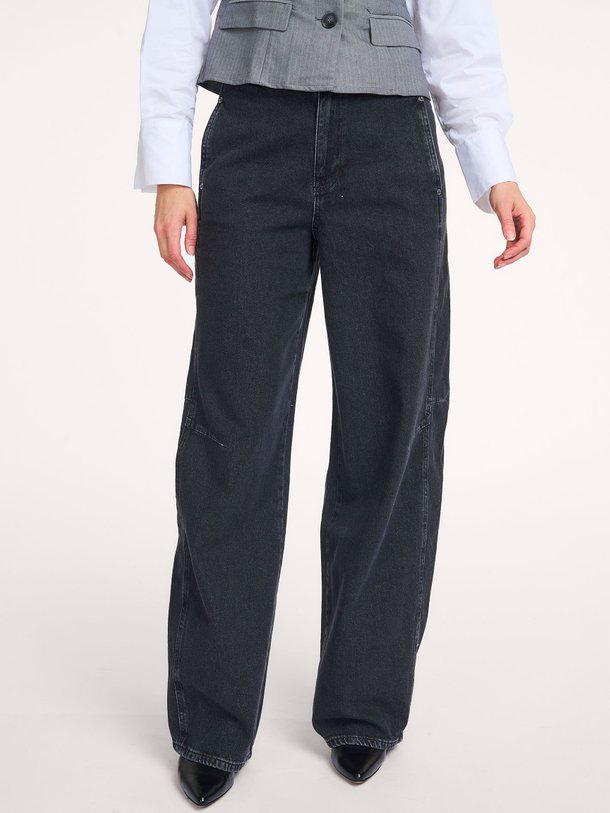 Ontdek de Pancy mid waist barrel fit jeans van Co'Couture in de kleur Zwart bij Orangebag. Op werkdagen voor 21:45 besteld, morgen in huis.