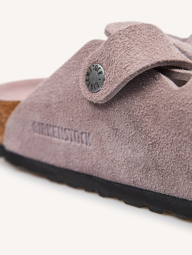 Ontdek de Boston suède instappers van Birkenstock in de kleur Paars bij Orangebag. Op werkdagen voor 21:45 besteld, morgen in huis.