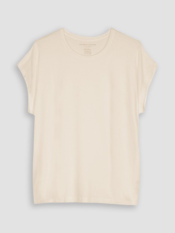 Majestic Filatures M002 Viscosemix Slub Top - Zand Ontdek de M002 Viscosemix slub top van Majestic Filatures in de kleur zand bij Orangebag. Op werkdagen voor 21:45 besteld, morgen in huis.