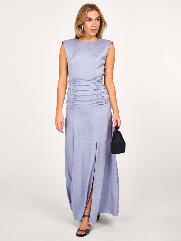 Ontdek de Bianca viscosemix maxi jurk met dessin van Gestuz in de kleur grijsblauw bij Orangebag. Op werkdagen voor 21:45 besteld, morgen in huis.