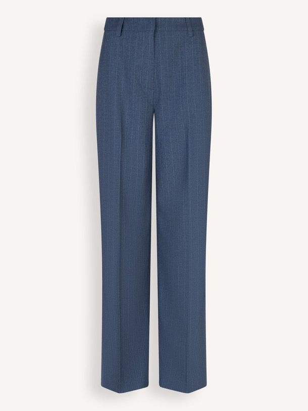 Ontdek de Alain viscosemix krijtstreep pantalon van Dante 6 in de kleur Blauw bij Orangebag. Op werkdagen voor 21:45 besteld, morgen in huis.