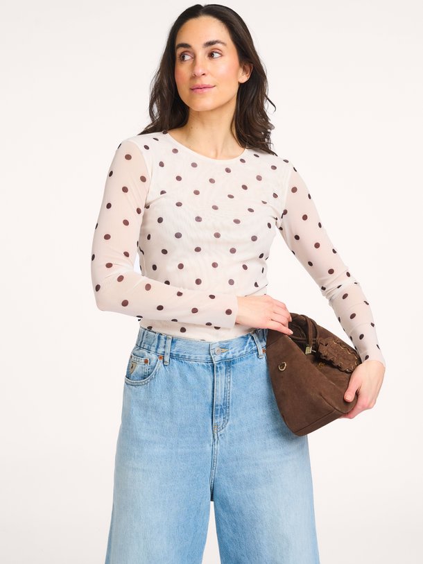 Baum und Pferdgarten Jodie mesh top met stippen - Crème Ontdek de Jodie mesh top met stippen van Baum und Pferdgarten in de kleur Crème bij Orangebag. Op werkdagen voor 21:45 besteld, morgen in huis.