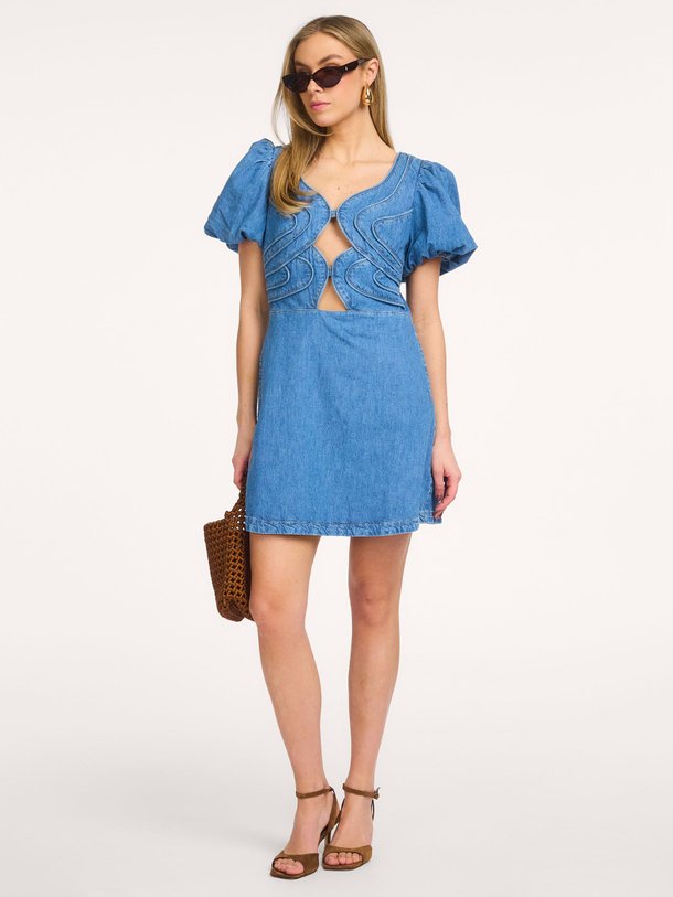 Ontdek de Denim jurk van Farm Rio in de kleur Blauw bij Orangebag. Op werkdagen voor 21:45 besteld, morgen in huis.
