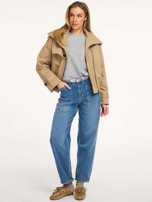 Ontdek de High waist barrel fit stretch jeans van Yaya in de kleur Blauw bij Orangebag. Op werkdagen voor 21:45 besteld, morgen in huis.