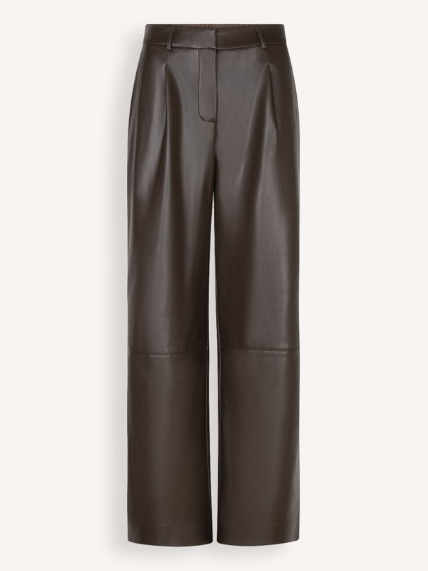 Ontdek de Jules geweven leatherlook broek van Dante 6 in de kleur donkerbruin bij Orangebag. Op werkdagen voor 21:45 besteld, morgen in huis.