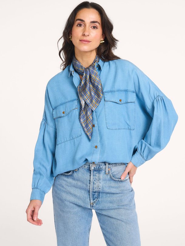 Ontdek de Botania lyocell blouse van Sessun in de kleur Blauw bij Orangebag. Op werkdagen voor 21:45 besteld, morgen in huis.