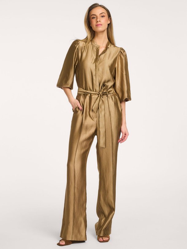 Ontdek de Katy viscosemix jumpsuit van Aaiko in de kleur Kaki bij Orangebag. Op werkdagen voor 21:45 besteld, morgen in huis.