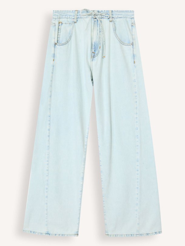 Ontdek de Pearcy high waist loose fit non-stretch jeans van Bellerose in de kleur Lichtblauw bij Orangebag. Op werkdagen voor 21:45 besteld, morgen in huis.