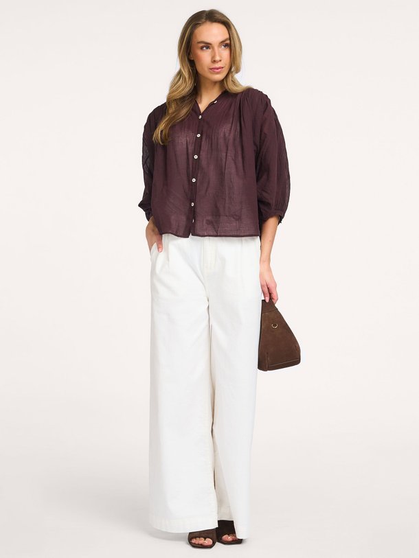 Ontdek de Douwina katoenen blouse van La Fee Maraboutee in de kleur Aubergine bij Orangebag. Op werkdagen voor 21:45 besteld, morgen in huis.