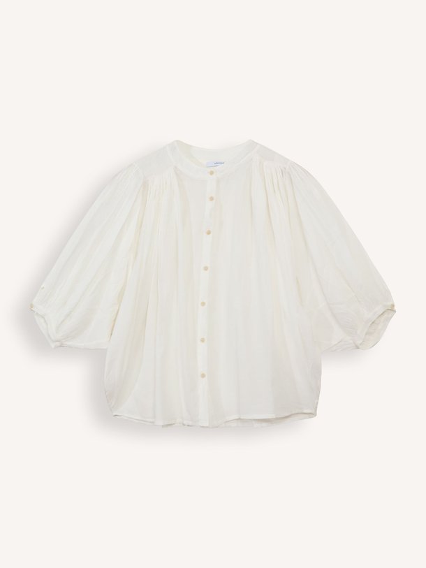 Ontdek de Douwina katoenen blouse van La Fee Maraboutee in de kleur ecru bij Orangebag. Op werkdagen voor 21:45 besteld, morgen in huis.