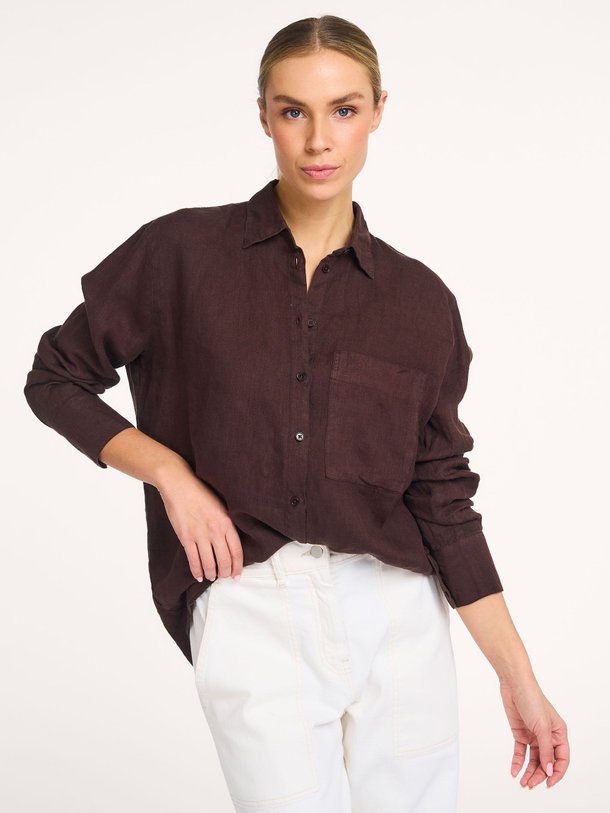 Ontdek de Pepper linnen blouse van Knit-ted in de kleur Donkerbruin bij Orangebag. Op werkdagen voor 21:45 besteld, morgen in huis.