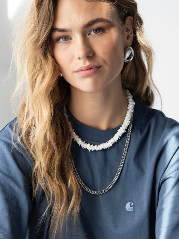Ontdek de Vergulde schelpenketting van Ellen Beekmans in de kleur wit bij Orangebag. Op werkdagen voor 21:45 besteld, morgen in huis.