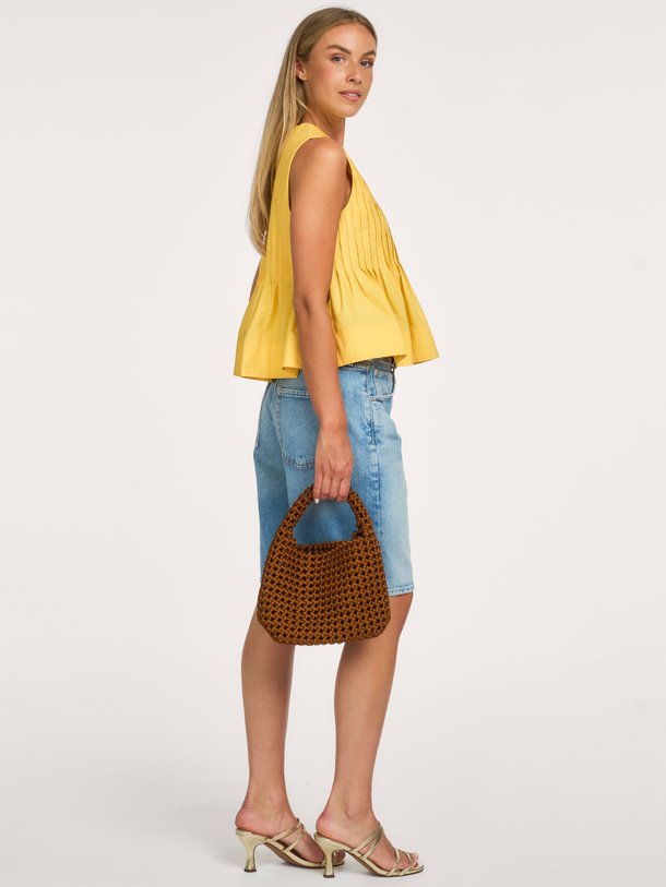 Ontdek de CMPLEAT-BLOUSE van Copenhagen Muse bij Orangebag. Op werkdagen voor 21:45 besteld, morgen in huis.