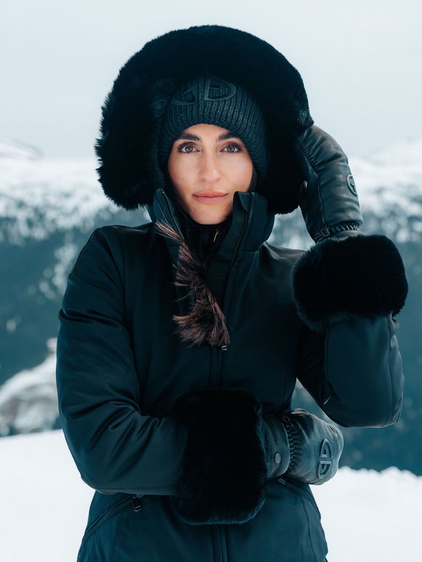 Ontdek de Valerie wolmix logo beanie van Goldbergh in de kleur zwart bij Orangebag. Op werkdagen voor 21:45 besteld, morgen in huis.