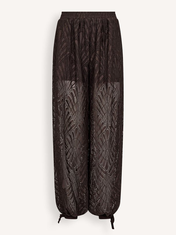 Ontdek de Leti viscosemix kanten broek van Co'Couture in de kleur Donkerbruin bij Orangebag. Op werkdagen voor 21:45 besteld, morgen in huis.