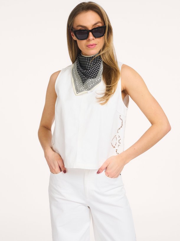 Co'Couture ColetteCC Embroidery Top online kopen | Orangebag Ontdek de Co'Couture ColetteCC Embroidery Top bij Orangebag. Een mouwloze witte top van 100% katoen met prachtig borduursel. Shop nu online!
