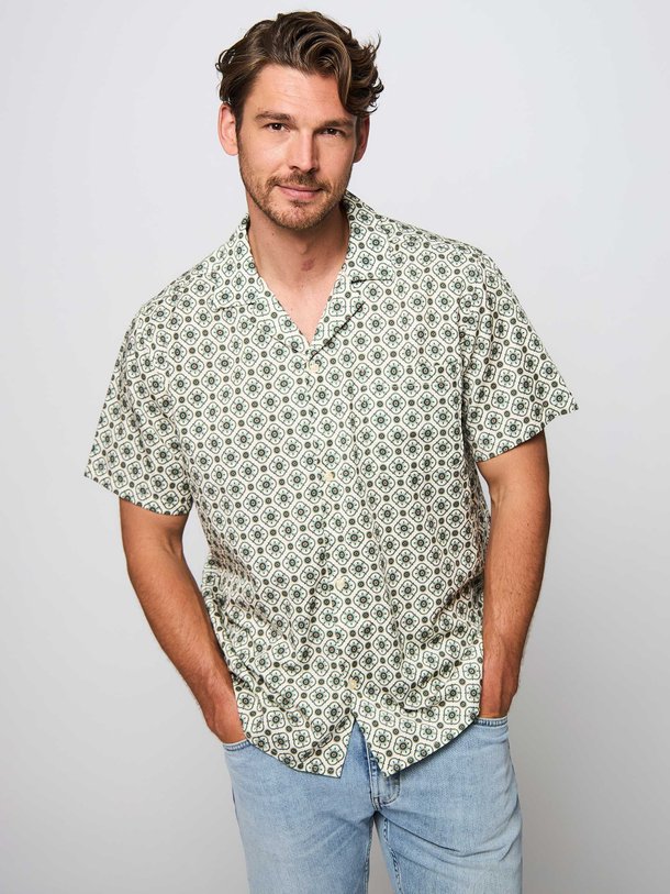 Ontdek de Tapestry lyocell/katoenmix overhemd met print van Les Deux in de kleur groen bij Orangebag. Op werkdagen voor 21:45 besteld, morgen in huis.