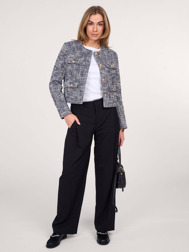 Ontdek de Unpack viscosemix pantalon van Drykorn in de kleur zwart bij Orangebag. Op werkdagen voor 21:45 besteld, morgen in huis.