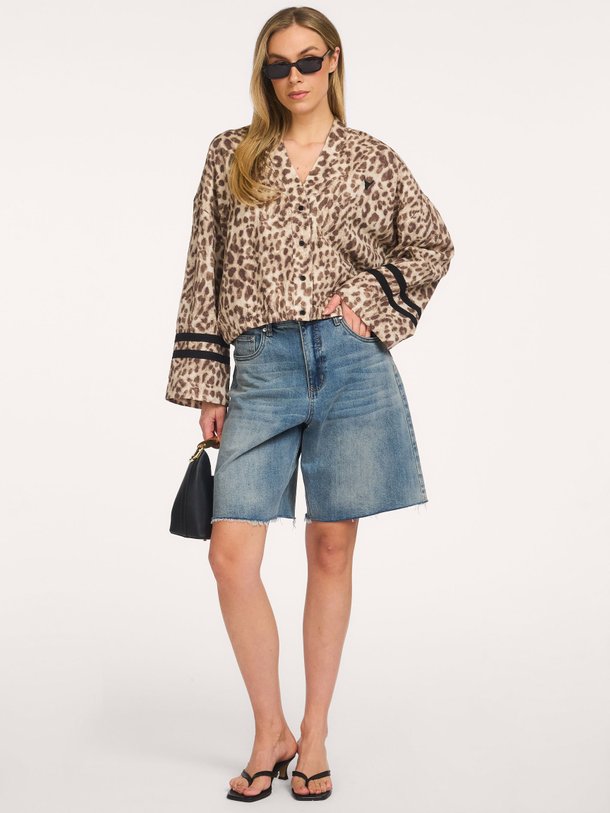 Ontdek de ladies woven sporty animal jacket van Alix The Label bij Orangebag. Op werkdagen voor 21:45 besteld, morgen in huis.