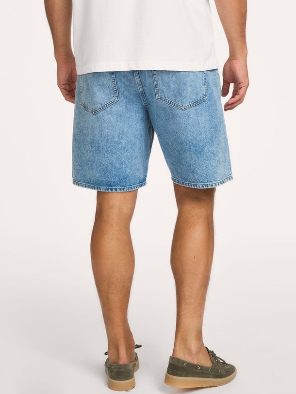 Ontdek de Otis Shorts 1882 van NN.07 bij Orangebag. Op werkdagen voor 21:45 besteld, morgen in huis.