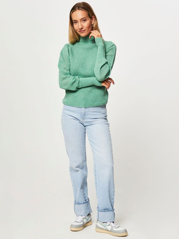 Ontdek de Vidal wolmix gemêleerde trui van Ruby Tuesday in de kleur groen bij Orangebag. Op werkdagen voor 21:45 besteld, morgen in huis.