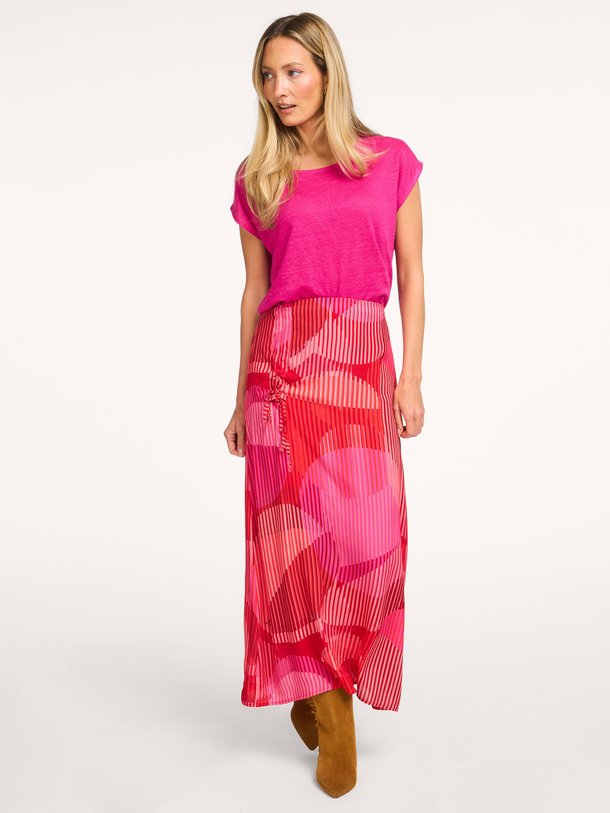 Ontdek de Sublim viscose rok met print van La Fee Maraboutee in de kleur Rood bij Orangebag. Op werkdagen voor 21:45 besteld, morgen in huis.