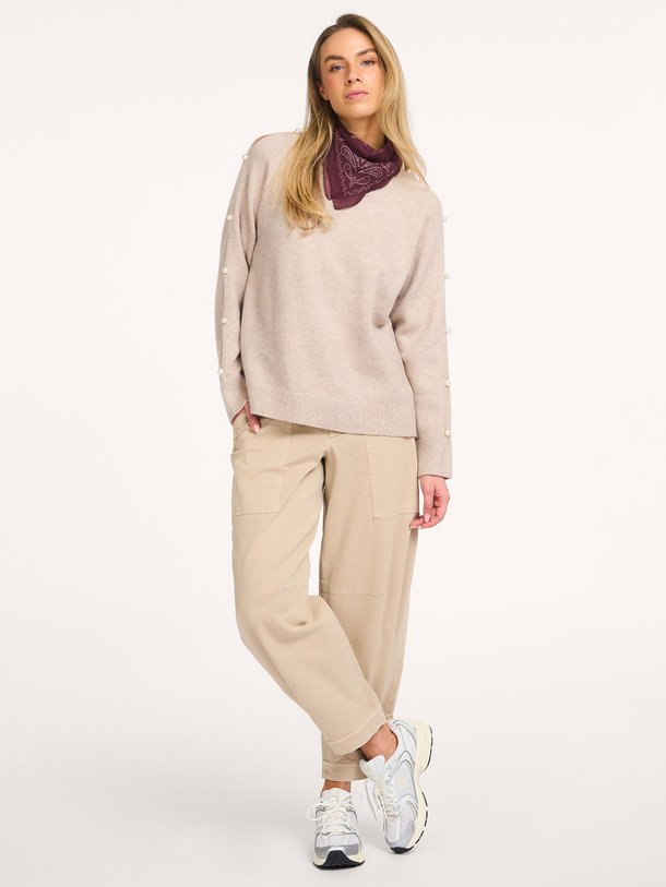 Ontdek de Rowan gebreide gemêleerde trui van Co'Couture in de kleur Zand bij Orangebag. Op werkdagen voor 21:45 besteld, morgen in huis.