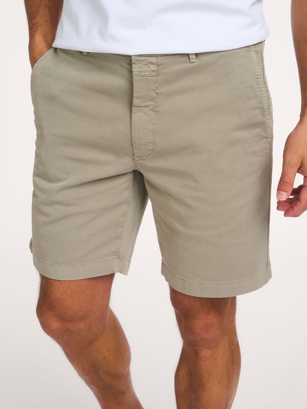 Ontdek de Organic cotton chino short van Closed bij Orangebag. Op werkdagen voor 21:45 besteld, morgen in huis.