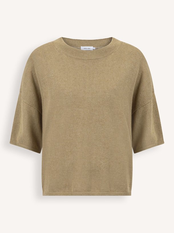 Ontdek de Yuri katoenmix top van Knit-ted in de kleur kaki bij Orangebag. Op werkdagen voor 21:45 besteld, morgen in huis.