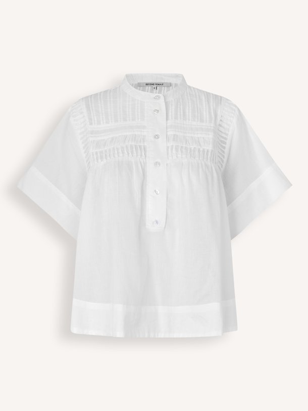 Ontdek de Maise SS Blouse van Second Female bij Orangebag. Op werkdagen voor 21:45 besteld, morgen in huis.