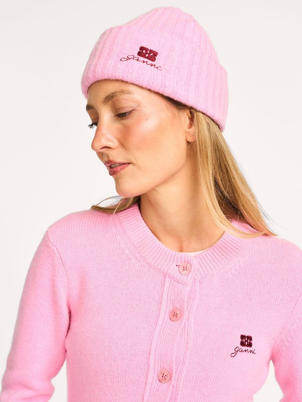 Ontdek de Wolmix beanie van Ganni in de kleur Roze bij Orangebag. Op werkdagen voor 21:45 besteld, morgen in huis.
