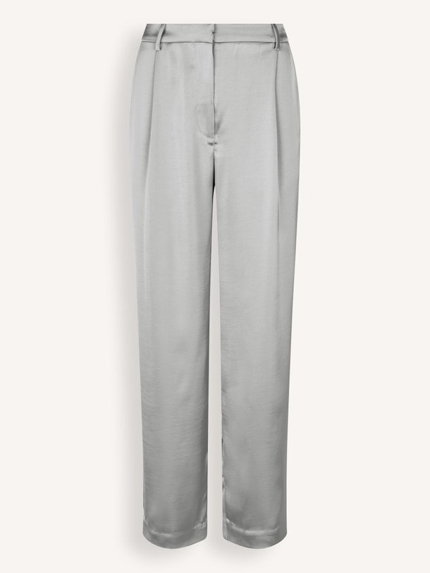 Ontdek de Saagnete geweven glanzende broek van Samsoe Samsoe in de kleur grijsgroen bij Orangebag. Op werkdagen voor 21:45 besteld, morgen in huis.