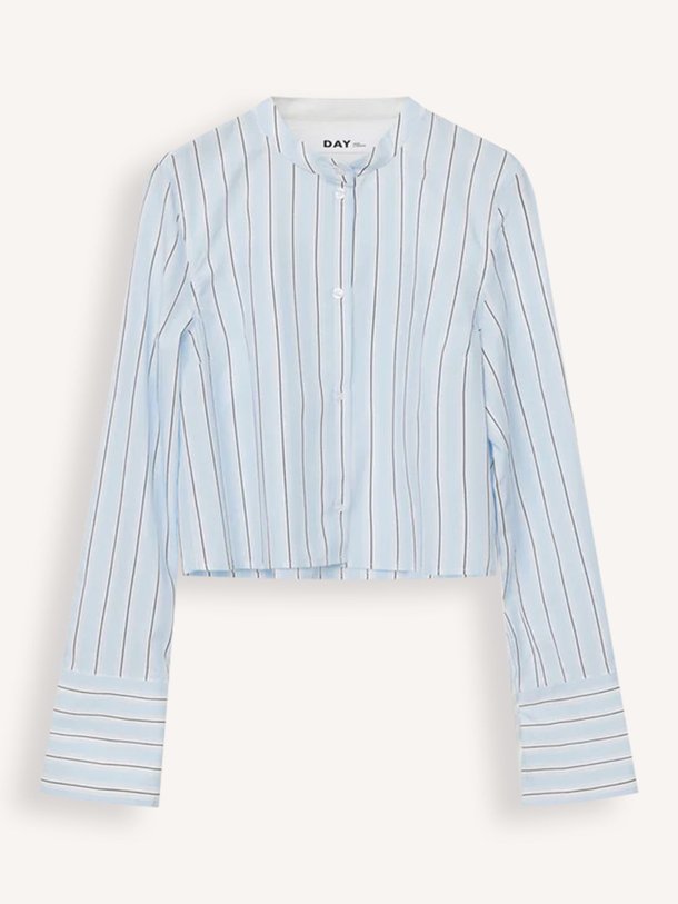 Ontdek de Alexi katoenmix blouse van DAY Birger et Mikkelsen in de kleur lichtblauw bij Orangebag. Op werkdagen voor 21:45 besteld, morgen in huis.