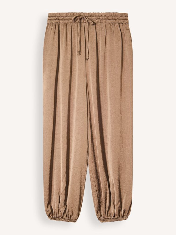 Ontdek de Trousers Silky touch van Summum bij Orangebag. Op werkdagen voor 21:45 besteld, morgen in huis.