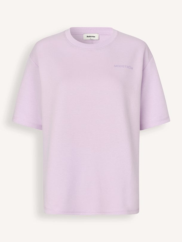 Ontdek de Aifa organic cotton T--shirt met print van Modstrom in de kleur Lavendel bij Orangebag. Op werkdagen voor 21:45 besteld, morgen in huis.