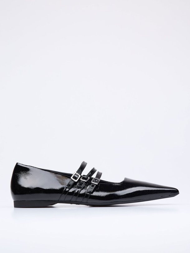 Ontdek de Hermine laklederen ballerina's van Vagabond Shoemakers in de kleur zwart bij Orangebag. Op werkdagen voor 21:45 besteld, morgen in huis.