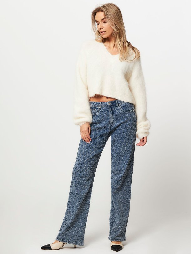 Ontdek de Rozerin mid waist loose fit jeans van Gestuz in de kleur blauw bij Orangebag. Op werkdagen voor 21:45 besteld, morgen in huis.