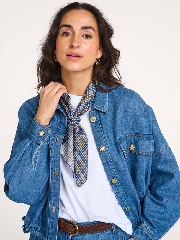 Ontdek de Scarvi viscose sjaal met print van Sessun in de kleur Blauw bij Orangebag. Op werkdagen voor 21:45 besteld, morgen in huis.