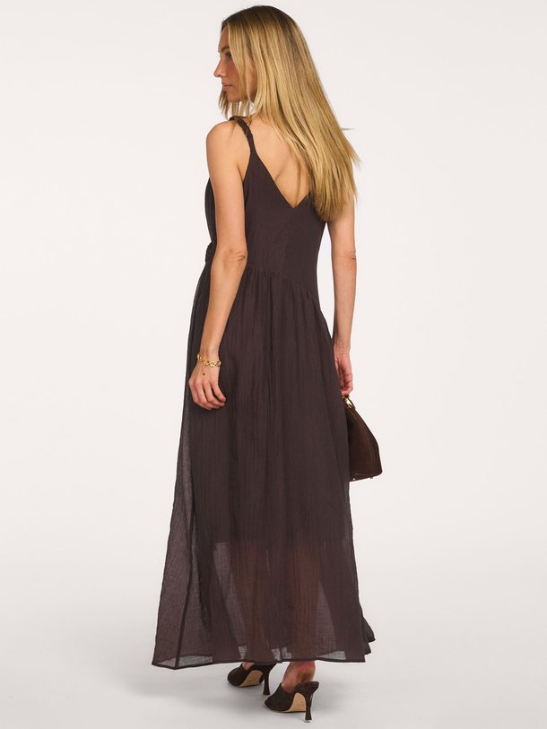 Ontdek de CMJOAN-DRESS van Copenhagen Muse bij Orangebag. Op werkdagen voor 21:45 besteld, morgen in huis.