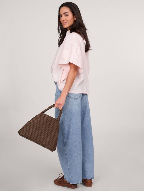 Ontdek de Cairn katoenen top van Bellerose in de kleur lichtroze bij Orangebag. Op werkdagen voor 21:45 besteld, morgen in huis.