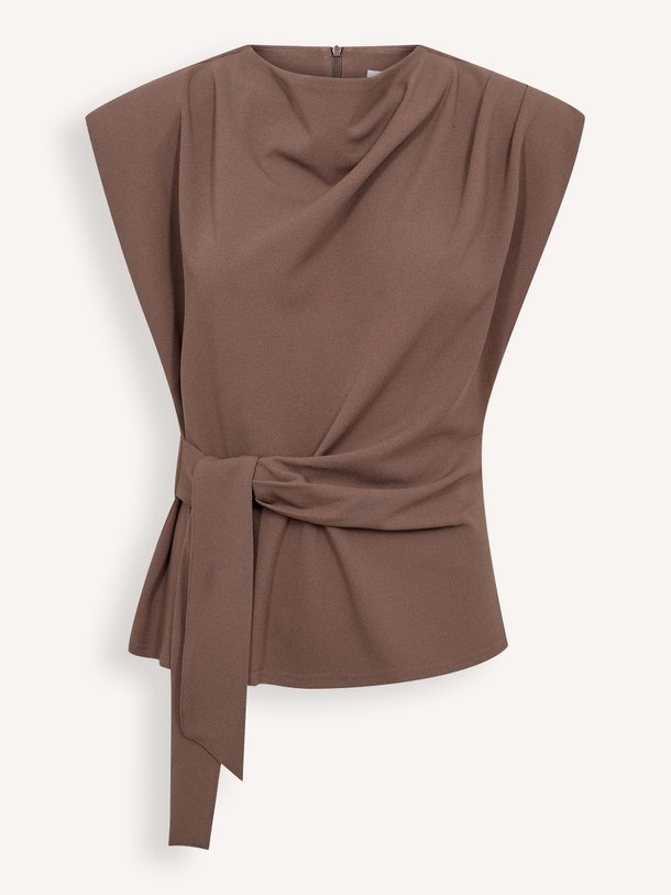 Co'Couture Falconcc Pleat Top Ontdek de FalconCC Pleat Top van Co'Couture bij Orangebag. Op werkdagen voor 21:45 besteld, morgen in huis.