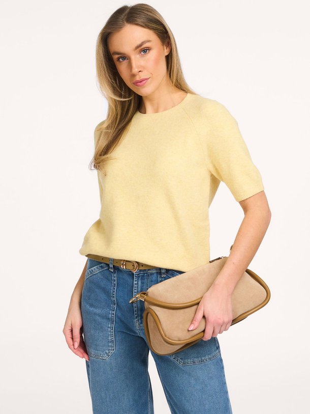 Ontdek de Katoenmix trui van Yaya in de kleur Geel bij Orangebag. Op werkdagen voor 21:45 besteld, morgen in huis.