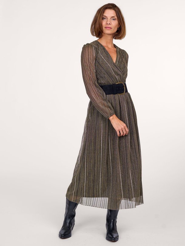 Ontdek de Zumaya viscosemix jurk met lurex van La Fee Maraboutee in de kleur kaki bij Orangebag. Op werkdagen voor 21:45 besteld, morgen in huis.