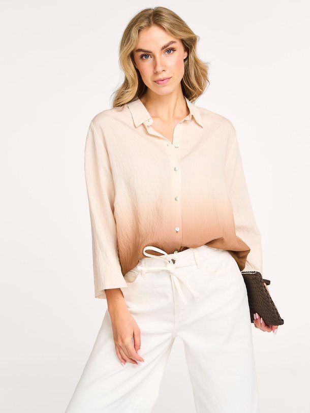 Ontdek de viscosemix blouse met dip dye print van Summum in de kleur bruin bij Orangebag. Op werkdagen voor 21:45 besteld, morgen in huis.