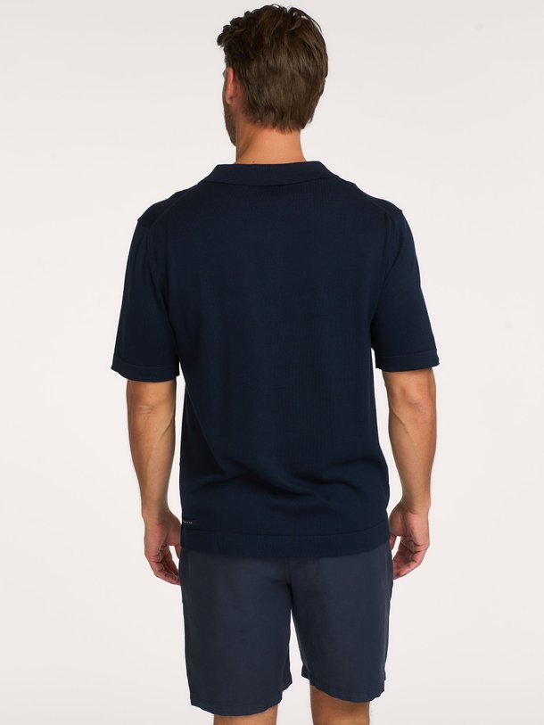 Butcher Of Blue Clifden Knit Shirt Ontdek de Clifden Knit Shirt van Butcher of Blue bij Orangebag. Op werkdagen voor 21:45 besteld, morgen in huis.
