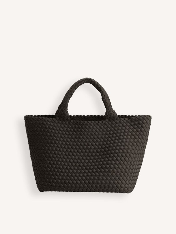 Ontdek de Gevlochten handtas medium van Marrea in de kleur donkerbruin bij Orangebag. Op werkdagen voor 21:45 besteld, morgen in huis.