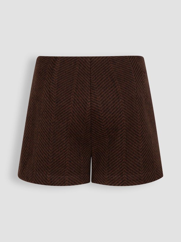 Ontdek de Ordinary viscosemix short met dessin van Chptr-s in de kleur bruin bij Orangebag. Op werkdagen voor 21:45 besteld, morgen in huis.