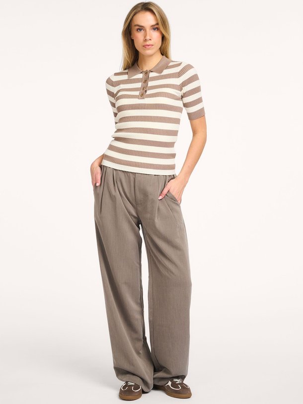 Ontdek de Tenga viscosemix broek van Co'Couture in de kleur Bruin bij Orangebag. Op werkdagen voor 21:45 besteld, morgen in huis.